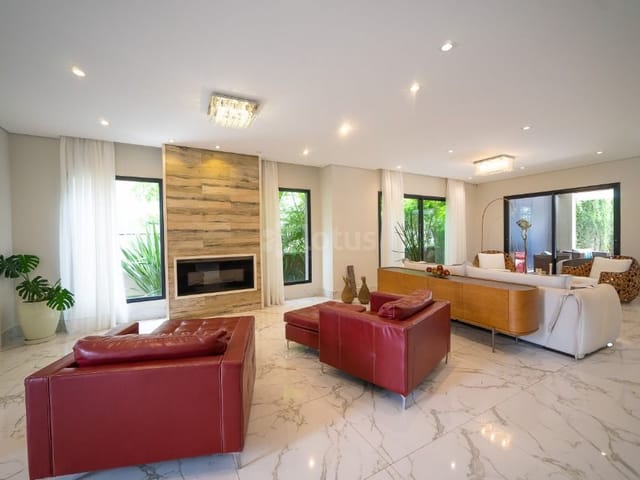 Casa com 525m² 4 quartos e 8 banheiros, para alugar, no bairro Alphaville em Santana de Parnaíba