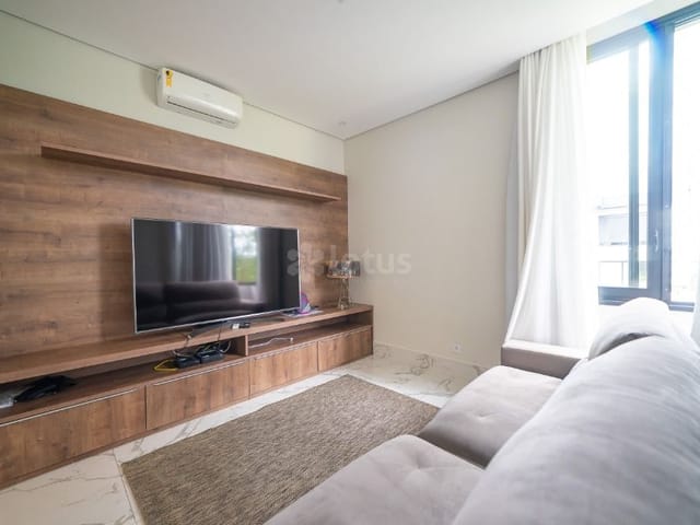 Casa com 525m² 4 quartos e 8 banheiros, para alugar, no bairro Alphaville em Santana de Parnaíba