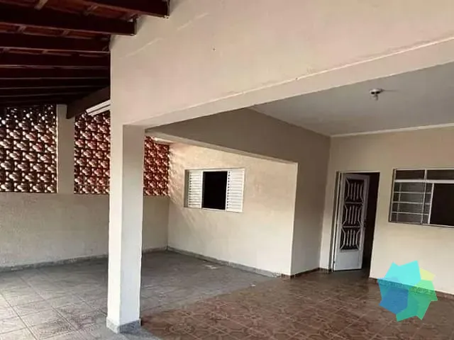 Casa com 250m² 3 quartos e 1 banheiro, à venda, no bairro Jardim das Nações em Salto