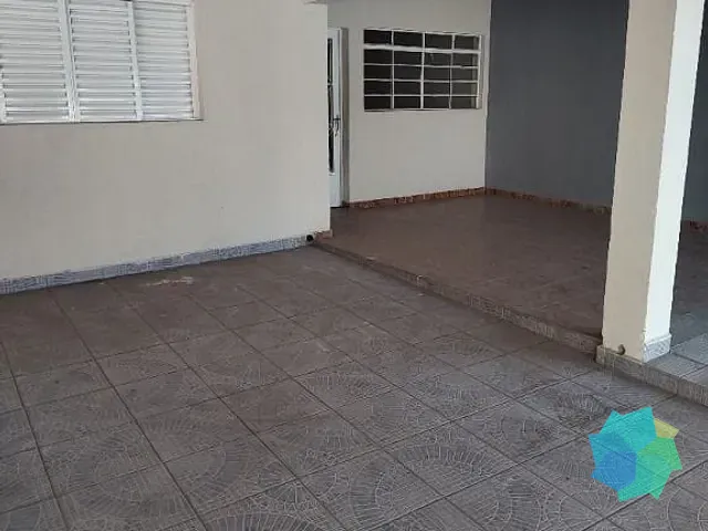 Casa com 250m² 3 quartos e 1 banheiro, à venda, no bairro Jardim das Nações em Salto