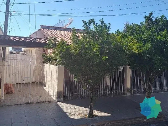 Casa com 250m² 3 quartos e 1 banheiro, à venda, no bairro Jardim das Nações em Salto