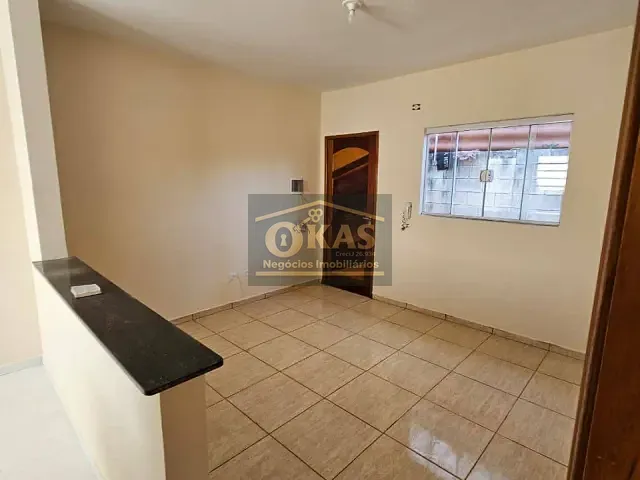 Casa 2 quartos e 1 banheiro, à venda, no bairro Vila Brasileira em Mogi das Cruzes
