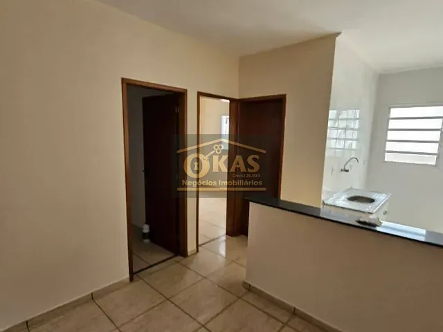 Casa 2 quartos e 1 banheiro, à venda, no bairro Vila Brasileira em Mogi das Cruzes