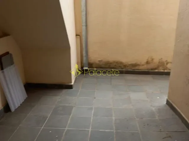 Casa 4 quartos e 1 banheiro, à venda, no bairro Jardim Russi em Taubaté