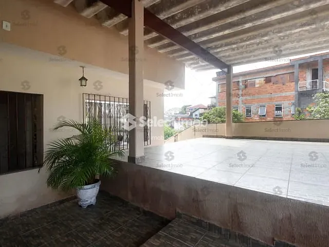 Casa com 212m² 2 quartos e 2 banheiros, à venda, no bairro Matriz em Mauá