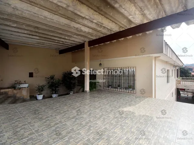 Casa com 212m² 2 quartos e 2 banheiros, à venda, no bairro Matriz em Mauá