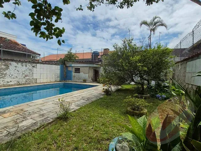 Casa com 500m² 4 quartos e 3 banheiros, à venda, no bairro Real em Praia Grande