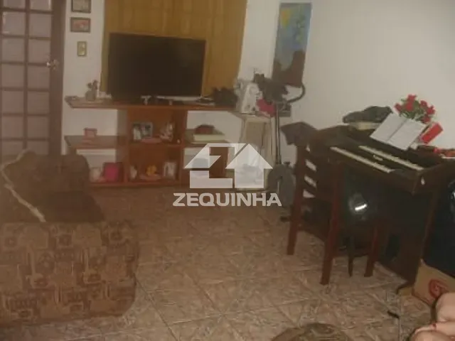 Casa com 125m² 3 quartos e 1 banheiro, à venda, no bairro Jardim Veloso em Osasco