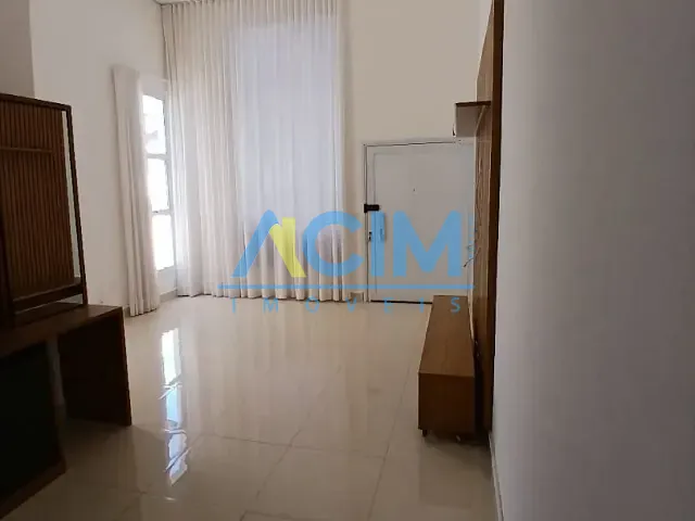 Casa com 300m² 3 quartos e 3 banheiros, à venda, no bairro Vila Guedes em Jaguariúna