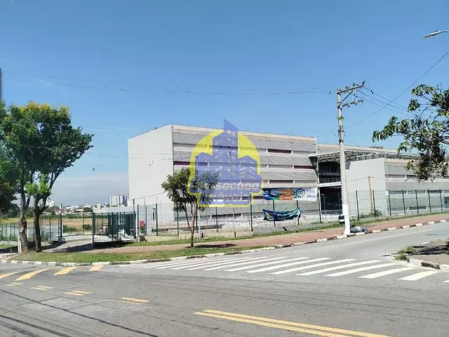 Casa 3 quartos e 1 banheiro, à venda, no bairro km 18 em Osasco