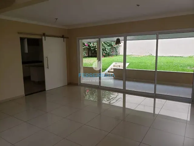 Casa com 375m² 4 quartos e 4 banheiros, à venda, no bairro Urbanova em São José dos Campos