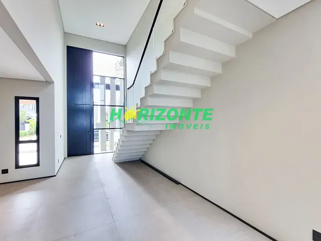 Casa com 525m² 5 quartos e 6 banheiros, à venda, no bairro urbanova em São José dos Campos