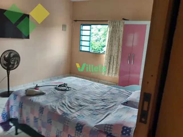 Casa com 228m² 2 quartos e 2 banheiros, à venda, no bairro Jardim Carolina em Itaquaquecetuba