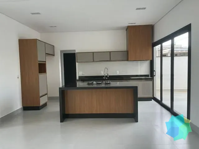 Casa com 372m² 3 quartos e 3 banheiros, à venda, no bairro Jardim Marília em Salto