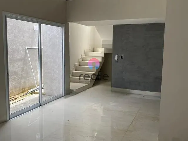 Casa com 203m² 3 quartos e 3 banheiros, à venda, no bairro Jardim Imperial em Lagoa Santa