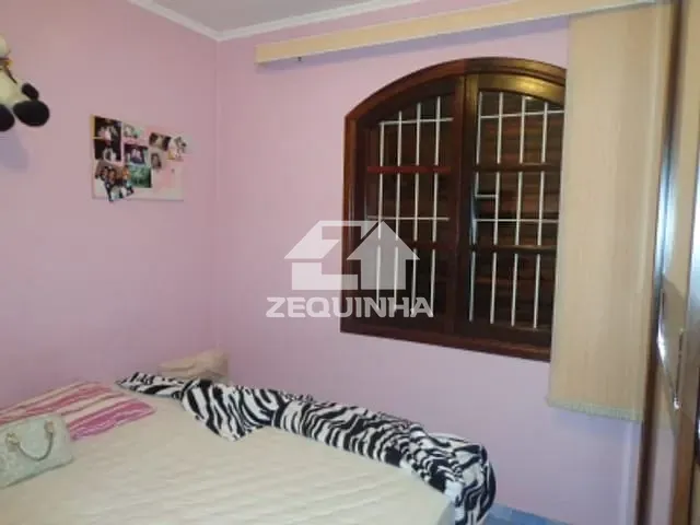 Casa com 163m² 3 quartos e 2 banheiros, à venda, no bairro Rochdale em Osasco