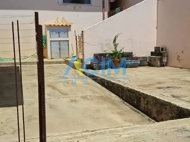 Casa com 264m² 3 quartos e 2 banheiros, à venda, no bairro 12 de Setembro em Jaguariúna