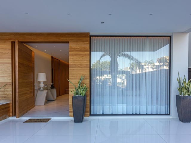 Casa com 616m² 5 quartos e 8 banheiros, à venda, no bairro Barra da Tijuca em Rio de Janeiro