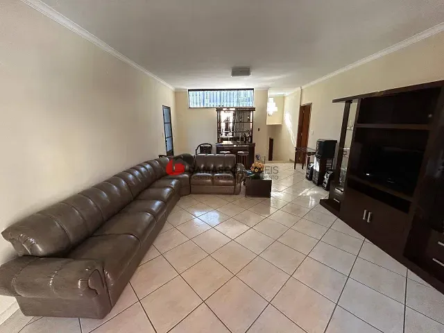 Casa com 400m² 3 quartos e 4 banheiros, à venda, no bairro Barcelona em São Caetano do Sul