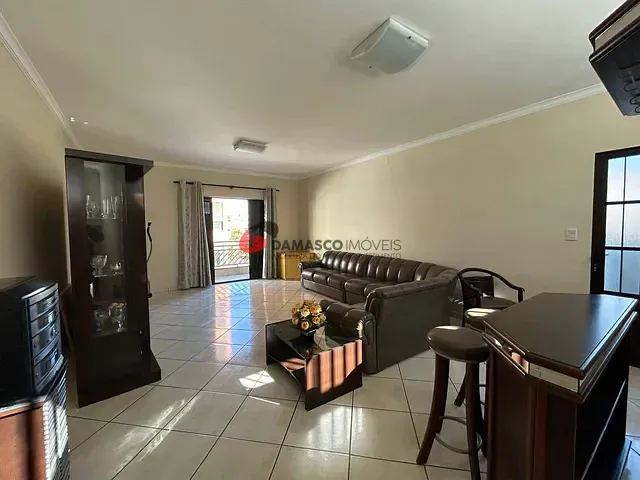 Casa com 400m² 3 quartos e 4 banheiros, à venda, no bairro Barcelona em São Caetano do Sul