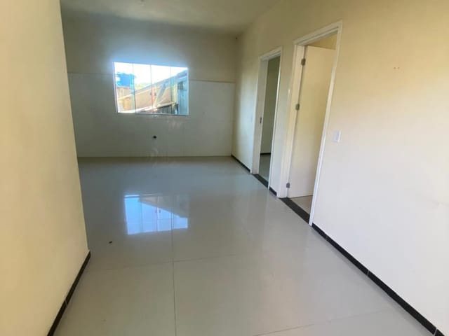 Casa 2 quartos e 1 banheiro, para alugar, no bairro Escalvados em Navegantes