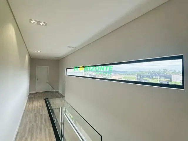Casa com 450m² 4 quartos e 5 banheiros, à venda, no bairro Condomínio Residencial Alphaville II em São José dos Campos
