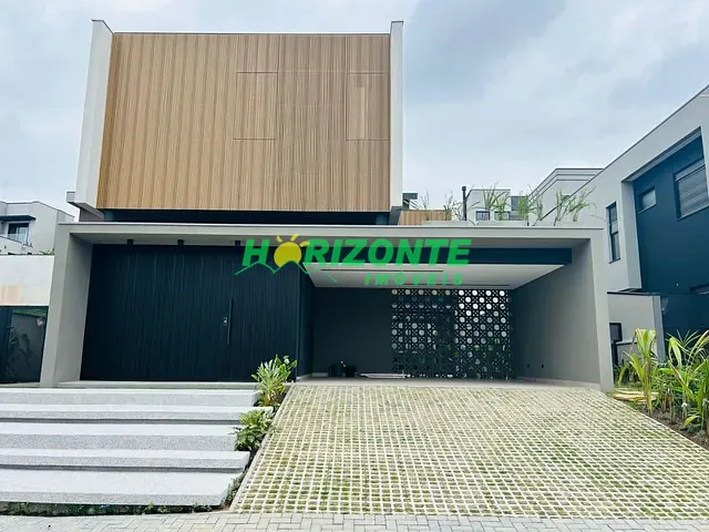 Casa com 450m² 4 quartos e 5 banheiros, à venda, no bairro urbanova em São José dos Campos