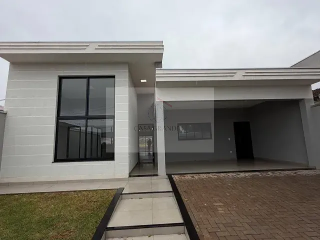 Casa com 462m² 3 quartos e 3 banheiros, à venda, no bairro Jardim Caviúna em Rolândia