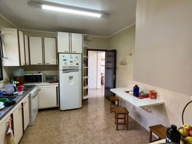 Casa com 1125m² 5 quartos e 5 banheiros, à venda, no bairro Alpes dos Araçás (Jordanésia) em Cajamar