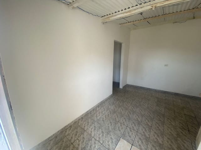Casa com 23m² 1 quarto e 1 banheiro, para alugar, no bairro Jardim Imbé em São Paulo