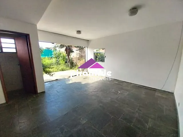 Casa com 373m² 3 quartos e 3 banheiros, à venda, no bairro Jardim Esplanada em São José dos Campos