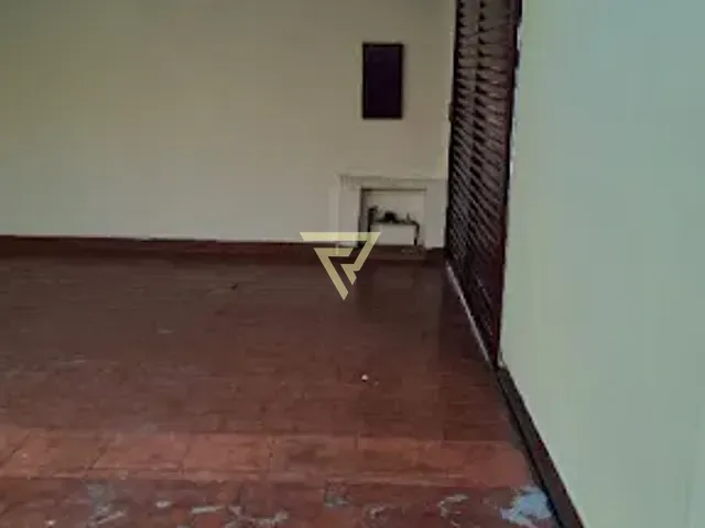 Casa com 210m² 4 quartos e 3 banheiros, à venda, no bairro Vila Albertina em Ribeirão Preto