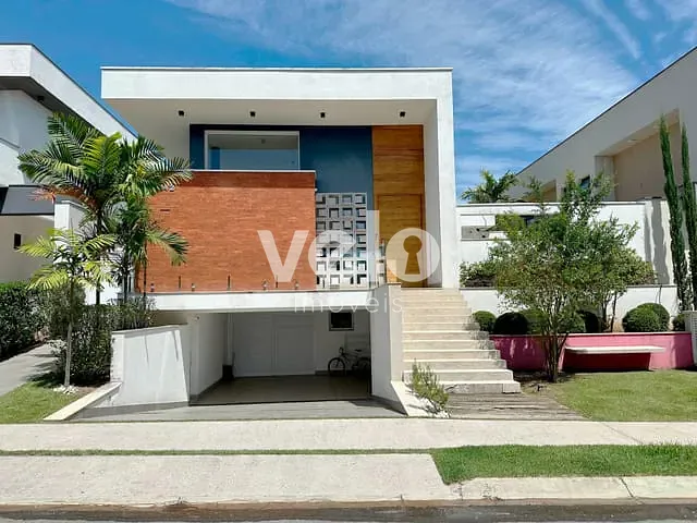 Casa com 478m² 4 quartos e 6 banheiros, à venda, no bairro Quiririm em Taubaté