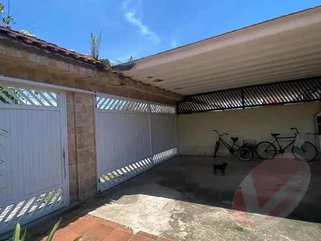 Casa com 357m² 4 quartos e 3 banheiros, à venda, no bairro Real em Praia Grande