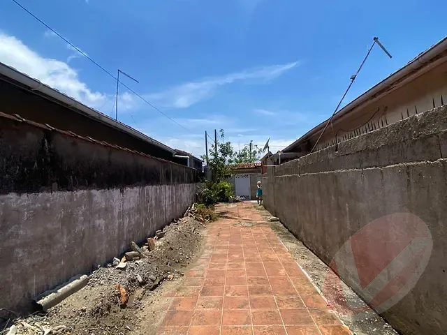 Casa com 357m² 4 quartos e 3 banheiros, à venda, no bairro Real em Praia Grande