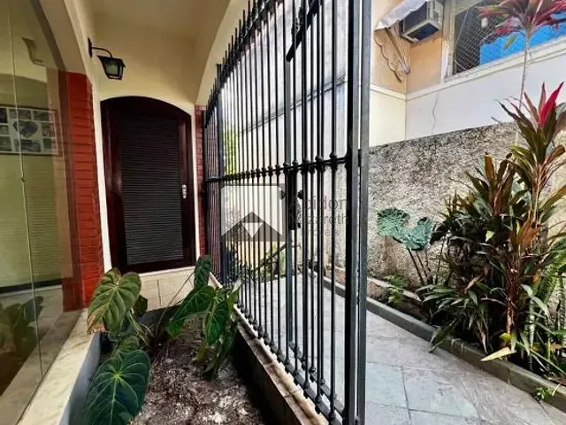 Casa 3 quartos e 2 banheiros, à venda, no bairro Fátima em Niterói