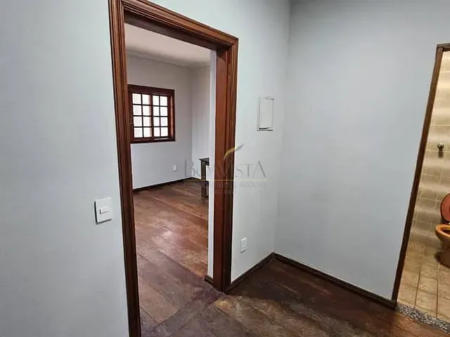 Casa com 600m² 2 quartos e 3 banheiros, para alugar, no bairro Santos Reis em Piracaia