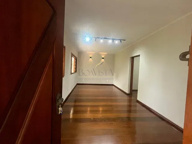 Casa com 600m² 2 quartos e 3 banheiros, para alugar, no bairro Santos Reis em Piracaia