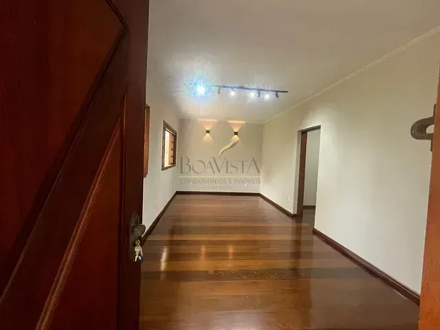 Casa com 600m² 2 quartos e 3 banheiros, para alugar, no bairro Jardim Santos Reis em Piracaia