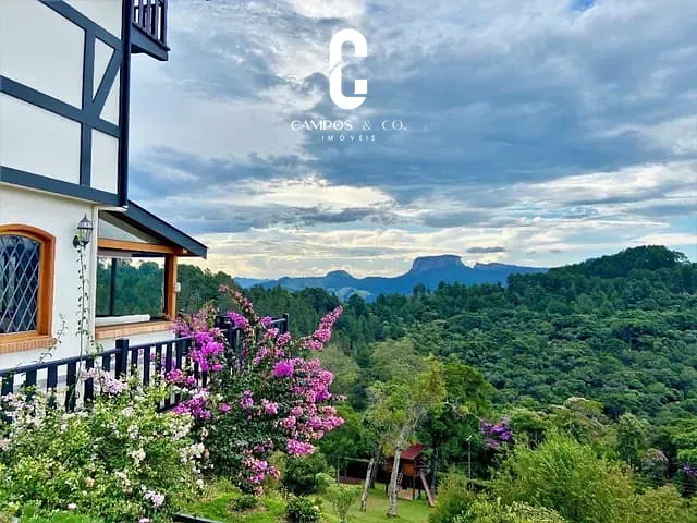 Casa com 14611m² 7 quartos e 8 banheiros, à venda, no bairro Parque monterei em Campos Do Jordão