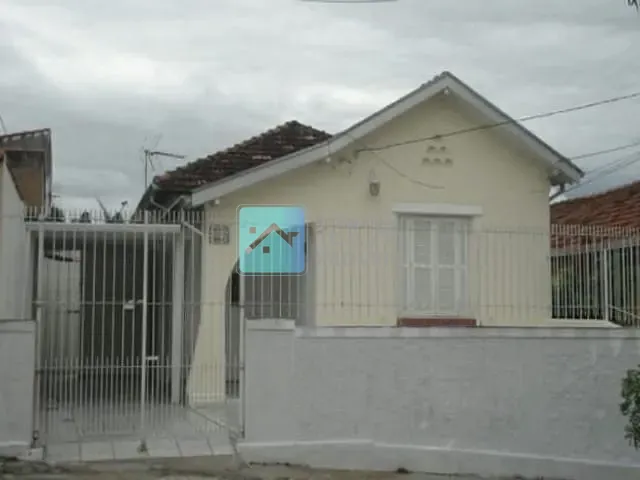 Casa com 250m² 2 quartos e 3 banheiros, à venda, no bairro Vila Maria em São José dos Campos