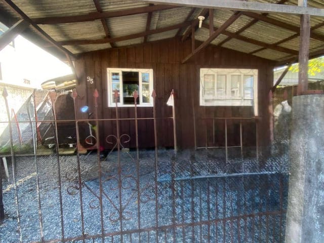 Casa 3 quartos e 1 banheiro, para alugar, no bairro Cordeiros em Itajaí