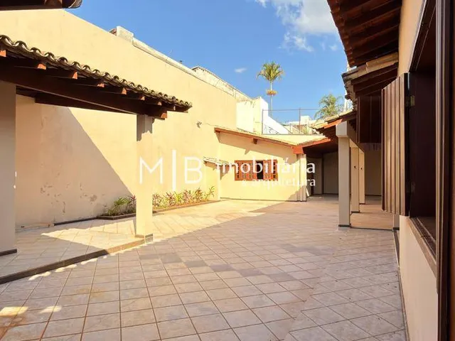 Casa 5 quartos e 5 banheiros, para alugar, no bairro Monte Líbano em Lavras