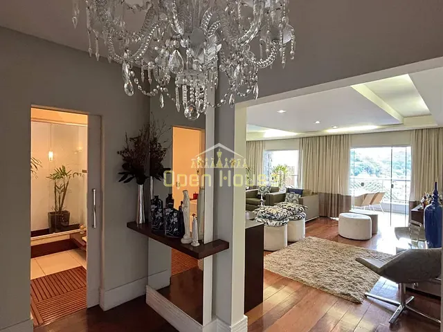 Casa com 439m² 4 quartos e 5 banheiros, à venda, no bairro Boa Vista em Barra Mansa