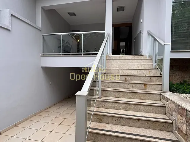 Casa com 439m² 4 quartos e 5 banheiros, à venda, no bairro Boa Vista em Barra Mansa