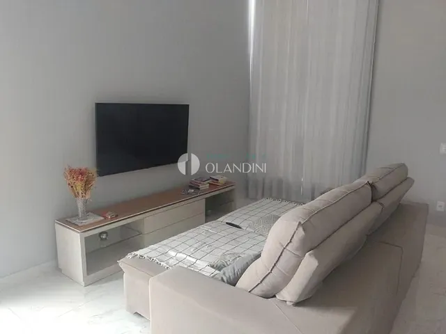 Casa com 303m² 3 quartos e 1 banheiro, à venda, no bairro Residencial São Luiz em Artur Nogueira