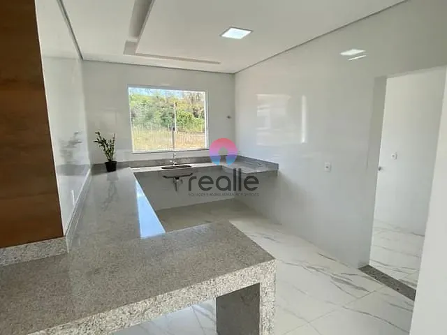 Casa com 360m² 3 quartos e 2 banheiros, à venda, no bairro Santo Antônio em Não informado