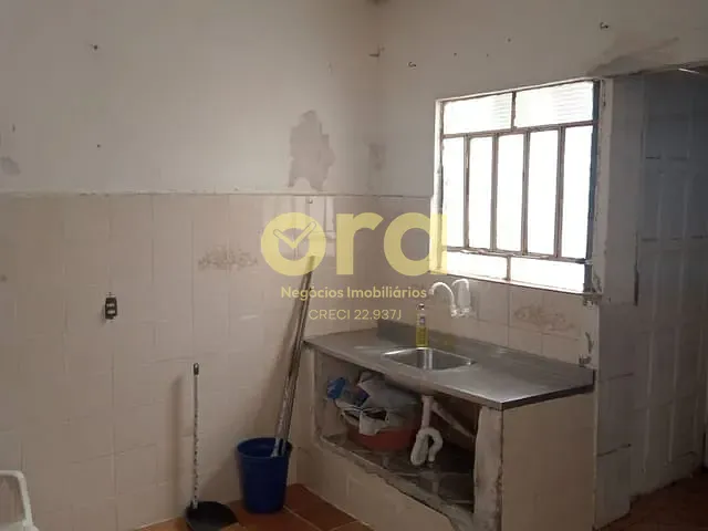 Casa com 80m² 1 quarto e 1 banheiro, à venda, no bairro Três Vendas em Pelotas