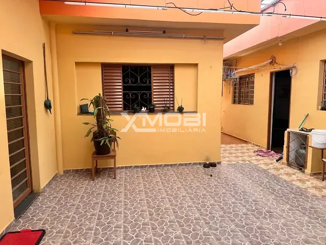 Casa com 300m² 3 quartos e 3 banheiros, à venda ou para alugar, no bairro Vila Alvorada em Jundiaí