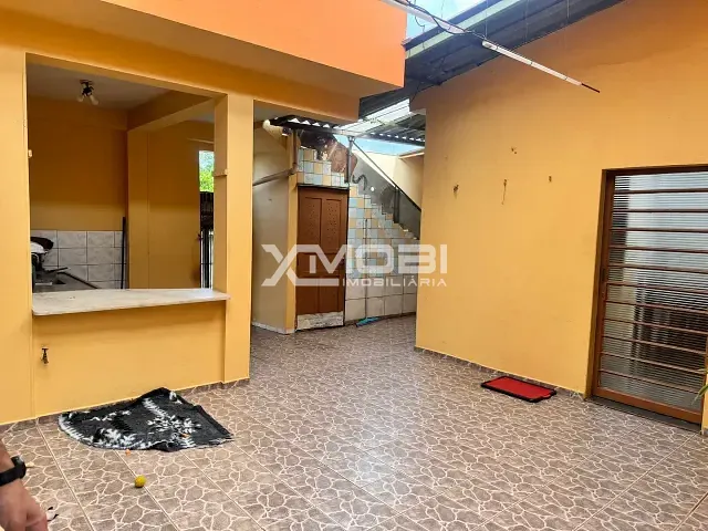 Casa com 300m² 3 quartos e 3 banheiros, à venda ou para alugar, no bairro Vila Alvorada em Jundiaí